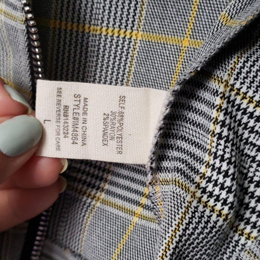 Jacket - Picture 10 of 10